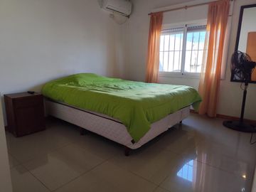 PEQUEÑA CASA A LA VENTA-ESCOBAR