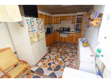 VENTA CASA NIZA PARA REMODELAR