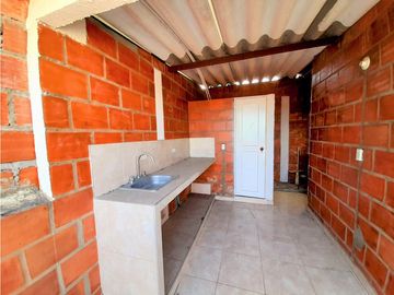 SE VENDE O PERMUTA CASA EN PUERTO TEJADA - CIUDAD DEL SUR