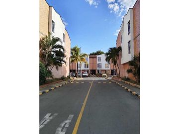 VENDO CASA CONDOMINIO NORTE CALI - UNIDAD JARDN DEL VIENTO