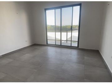 Casa en venta de 4 recamaras al norte de Merida con alberca privada