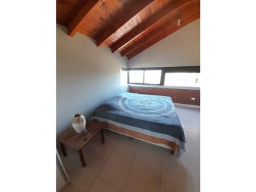 CASA EN ESTANCIA VIEJA, MUY AMPLIA. LA MEJOR VISTA!