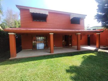 CASA EN BURGOS EXCELENTES ACABADOS