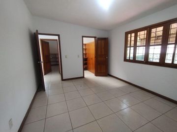 CASA EN BURGOS EXCELENTES ACABADOS