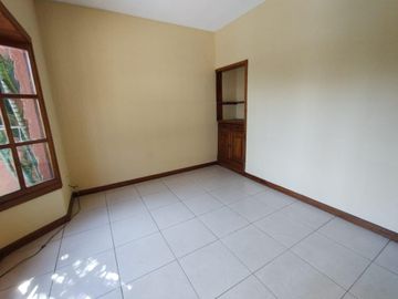 CASA EN BURGOS EXCELENTES ACABADOS