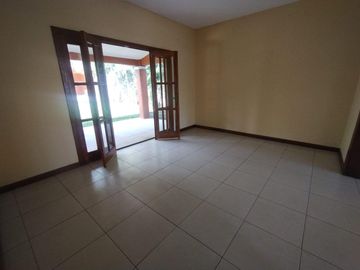 CASA EN BURGOS EXCELENTES ACABADOS