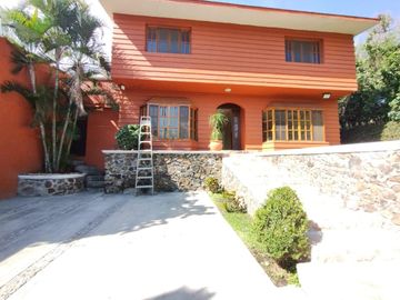 CASA EN BURGOS EXCELENTES ACABADOS