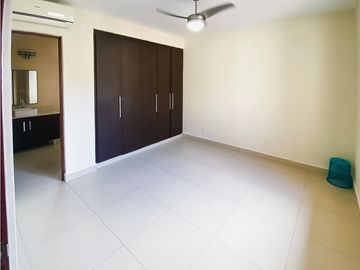 Venta de casa en Panamá Pacífica, River Valley