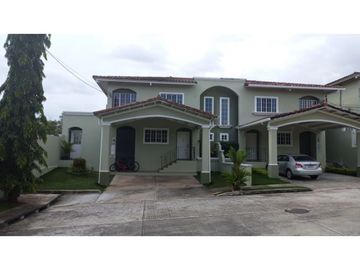 Se Vende Casa en Villa Lucre $ 290 K