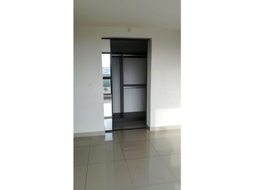 Vendo en Condado del Rey Ph Country Club # 2103 avd