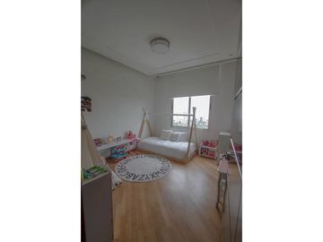 APARTAMENTO CON VISTA A PARQUE OMAR EN ALTOS DEL GOLF