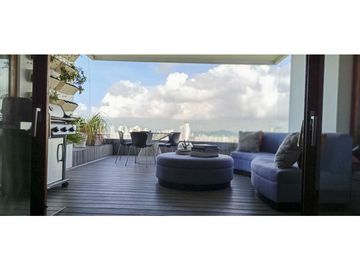 APARTAMENTO CON VISTA A PARQUE OMAR EN ALTOS DEL GOLF