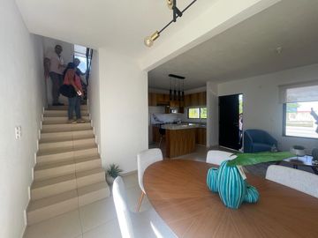 Casa en venta de 4 recamaras al norte de Merida