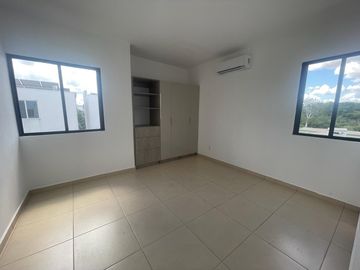 Casa en venta de 4 recamaras al norte de Merida