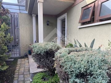 Casa en Venta en General Blanche 12180