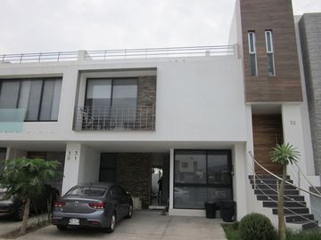 Casa en venta en Punto Sur