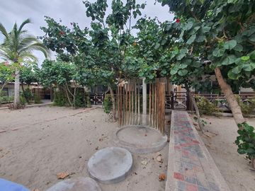 CASA DE PLAYA EN EXCLUSIVA PRIVADA PUNTA ESMERALDA GRAND, NUEVO ALTATA