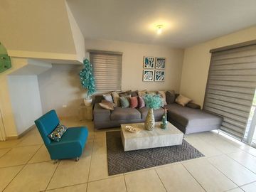 CASA DE PLAYA EN EXCLUSIVA PRIVADA PUNTA ESMERALDA GRAND, NUEVO ALTATA