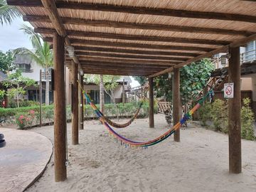 CASA DE PLAYA EN EXCLUSIVA PRIVADA PUNTA ESMERALDA GRAND, NUEVO ALTATA