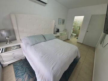 CASA DE PLAYA EN EXCLUSIVA PRIVADA PUNTA ESMERALDA GRAND, NUEVO ALTATA