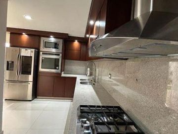 CASA EN VENTA EN LAS QUINTAS DE OPORTUNIDAD