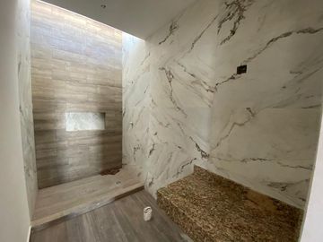 RESIDENCIA EN VENTA EN FRACC VILLAS LAS PALMAS SECTOR VIÑEDOS TORREON COAHUILA