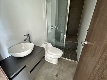 Apartamento duplex en venta, sector parque venezuela.