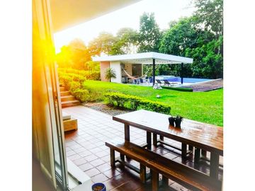 SE VENDE CASA CAMPESTRE VIA AL EDEN