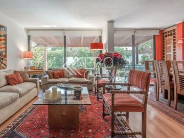 Avenida Tomás Moro - Avenida Apoquindo/Santa Magdalena Sofía - Comuna Las Condes - Casa - Venta