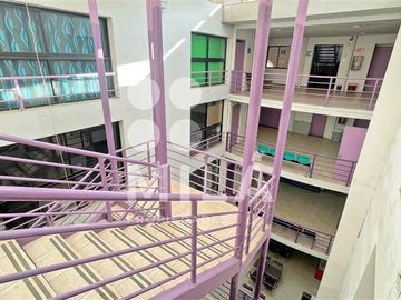 Oficina en Venta en Edificio 4 pisos múltiples espacios
