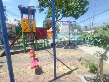 VENTA DE CASA URB. PARAISO DEL RIO 1, MUCHO LOTE A.Est