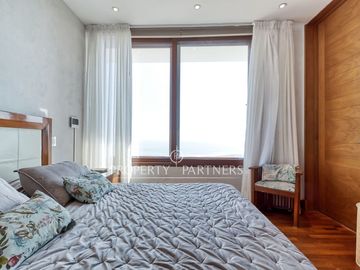 Exclusiva casa mediterránea con piscina y vista al mar – Jardines del Sur