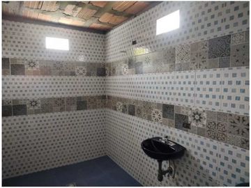 VENTA LOTE YARUMAL CON APARTAESTUDIO $200 MILLONES, 9.000m2 (C)