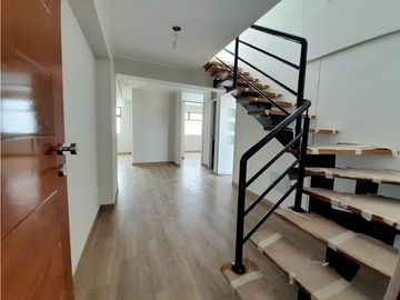 Departamento dúplex de estreno en Surquillo 108 m2 **