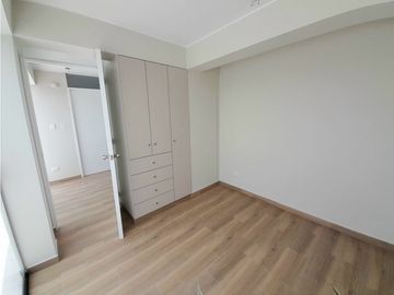 Departamento dúplex de estreno en Surquillo 108 m2 **