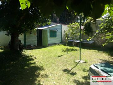 Casa quinta en venta de 100m2 ubicado en Carlos Spegazzini