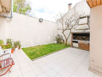 VENTA CASA 3 AMBIENTES WILDE AVELLANEDA COCHERA