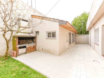 VENTA CASA 3 AMBIENTES WILDE AVELLANEDA COCHERA