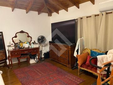 Casa en Venta en Príncipe de Gales/ María Monvel