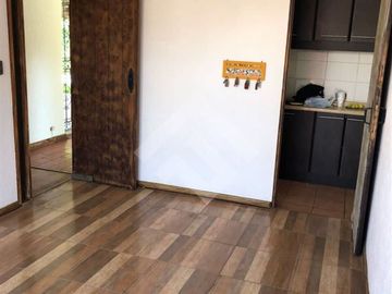 Casa en Venta en Príncipe de Gales/ María Monvel