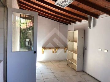 Casa en Venta en Príncipe de Gales/ María Monvel