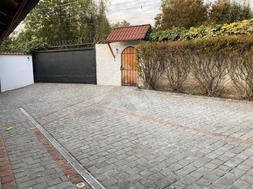 Casa en Venta en Príncipe de Gales/ María Monvel