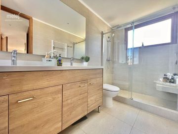 Venta casa de finas terminaciones, condominio,  Pinares de Montemar, Concón