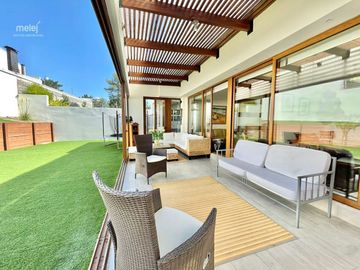 Venta casa de finas terminaciones, condominio,  Pinares de Montemar, Concón