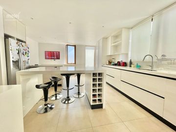 Venta casa de finas terminaciones, condominio,  Pinares de Montemar, Concón
