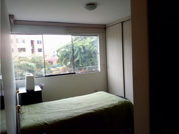 Remodelado ,105 m2,2 Dor, c/b servicio, cochera