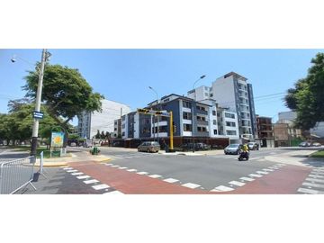 Remodelado ,105 m2,2 Dor, c/b servicio, cochera
