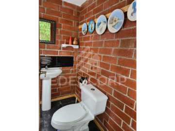Casa estilo Inglés en Manglaralto
