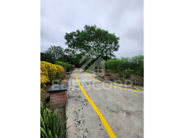 Casa estilo Inglés en Manglaralto