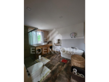 Casa estilo Inglés en Manglaralto